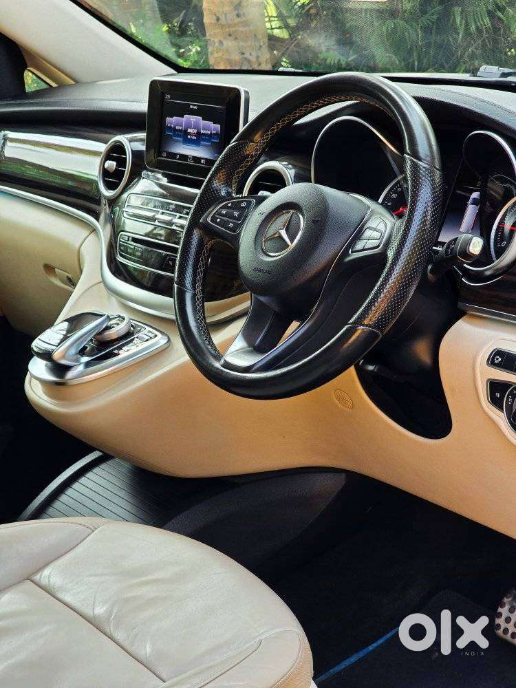 Mercedes-benz V-class 2.1 220 Expression Diesel At, 2020, Diesel