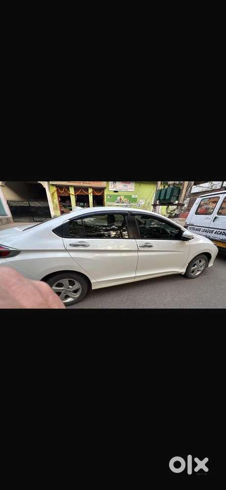 Honda 2016 Petrol, Reliable