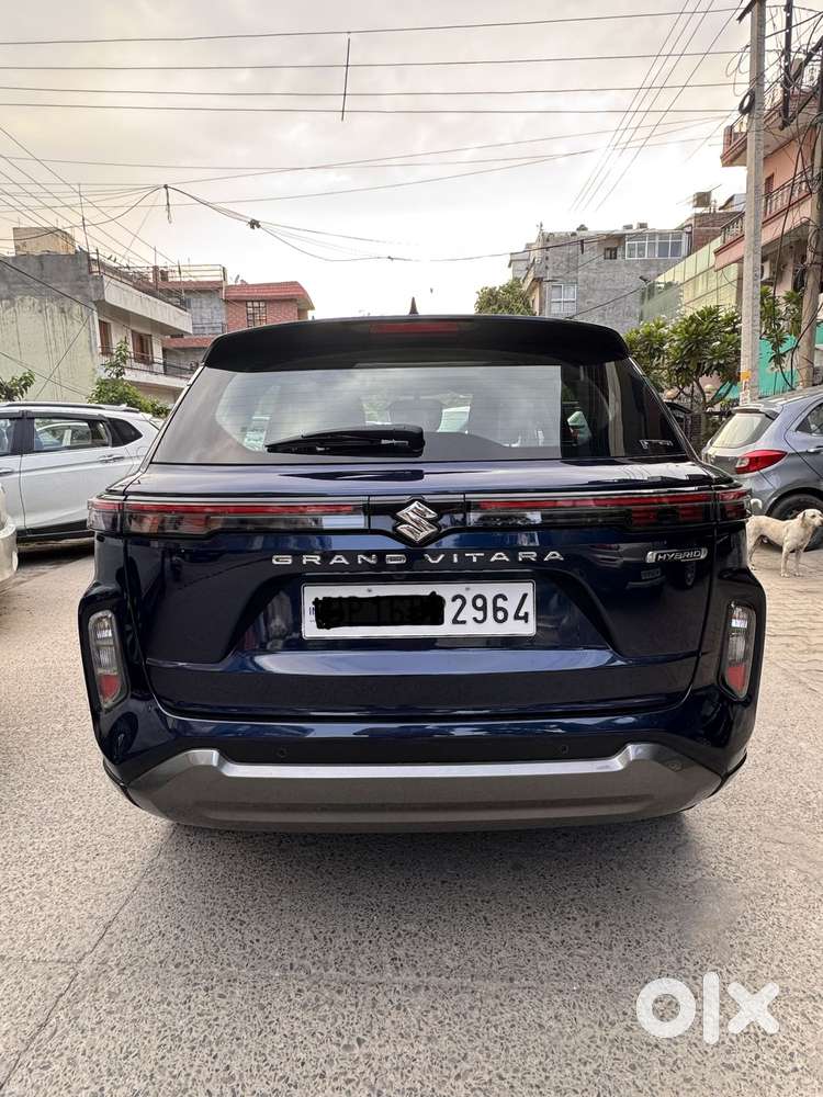 Maruti Suzuki Grand Vitara 1.5 Zeta Plus Intelligent Hybrid Ecvt, 20..