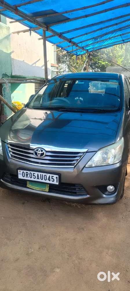 Toyota Innova 2012 Diesel 170000 Km Driven