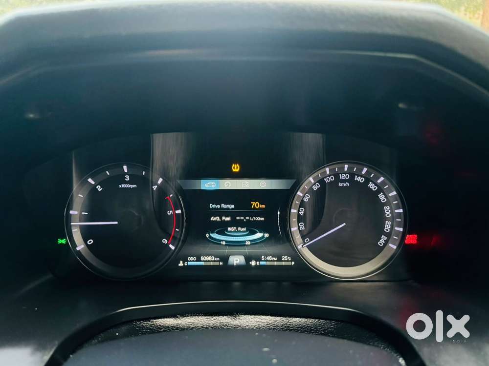 Mahindra Alturas G4 4x4 2021 Diesel Well Maintained