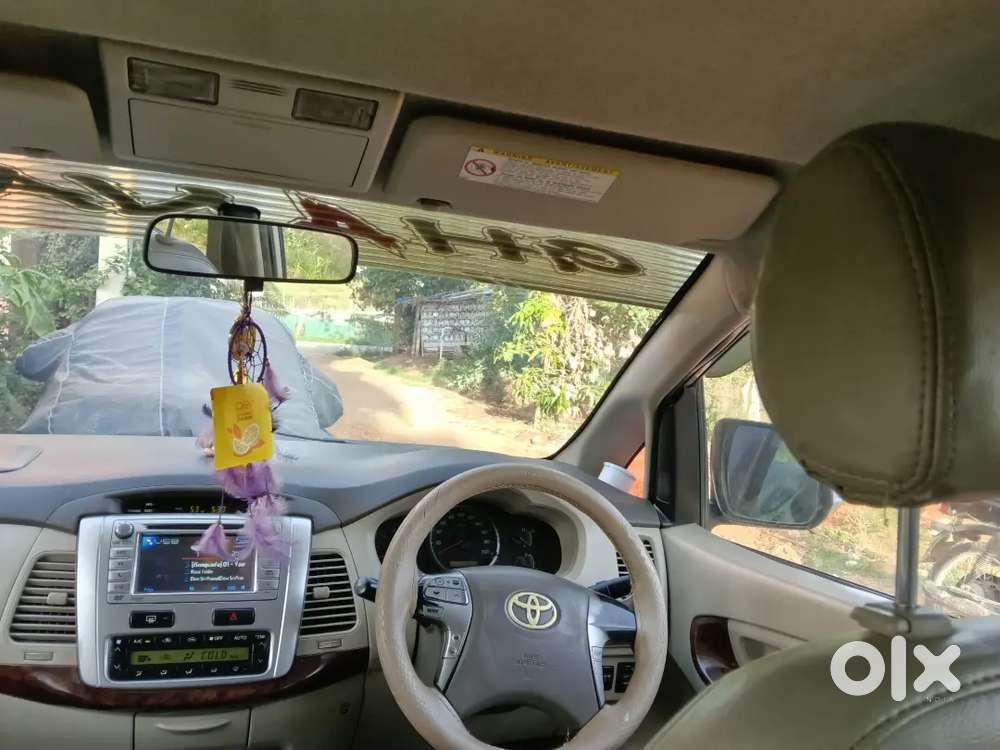 Toyota Innova 1012 Diesel 141000 Km Driven