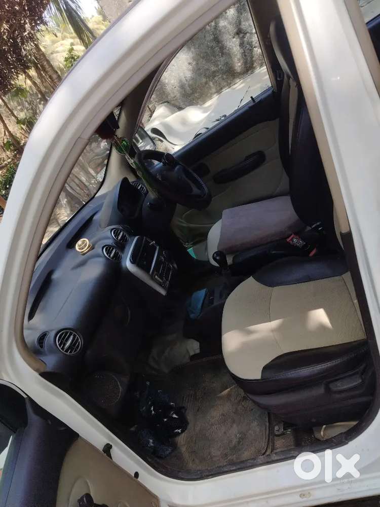 Hyundai Santro Xing 2010 With 113000 Km