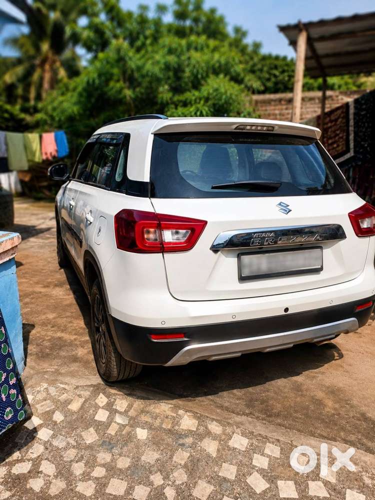 Maruti Suzuki V Breeza Zxi