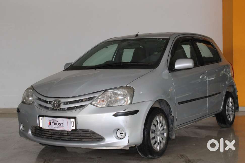 Toyota Etios Liva 2011-2012 G, 2011, Petrol