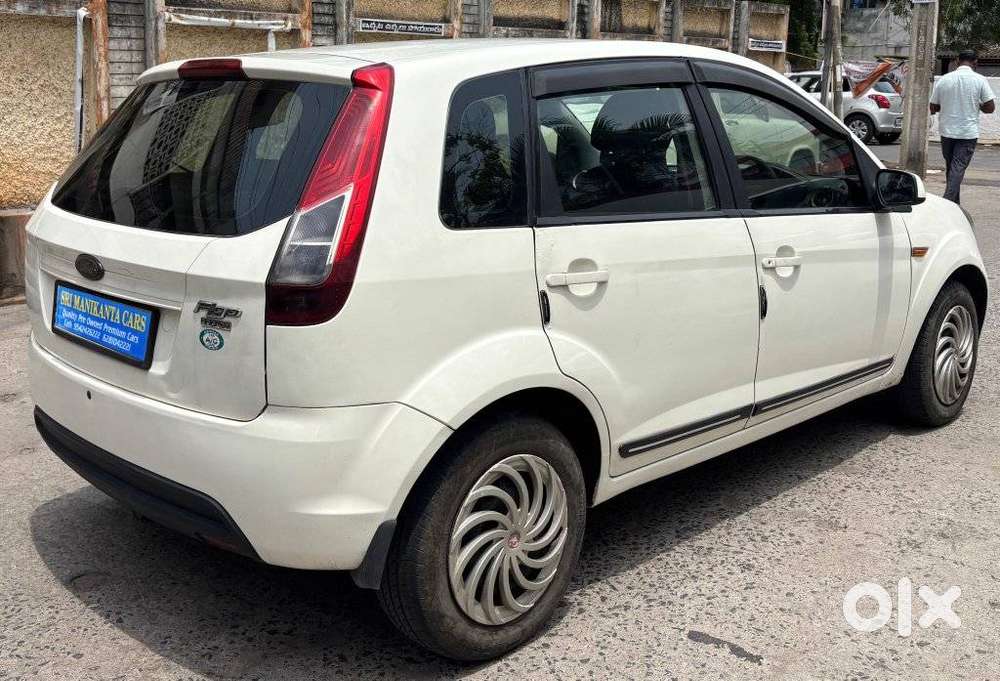 Ford Figo 2010-2012 Diesel Zxi, 2012, Diesel