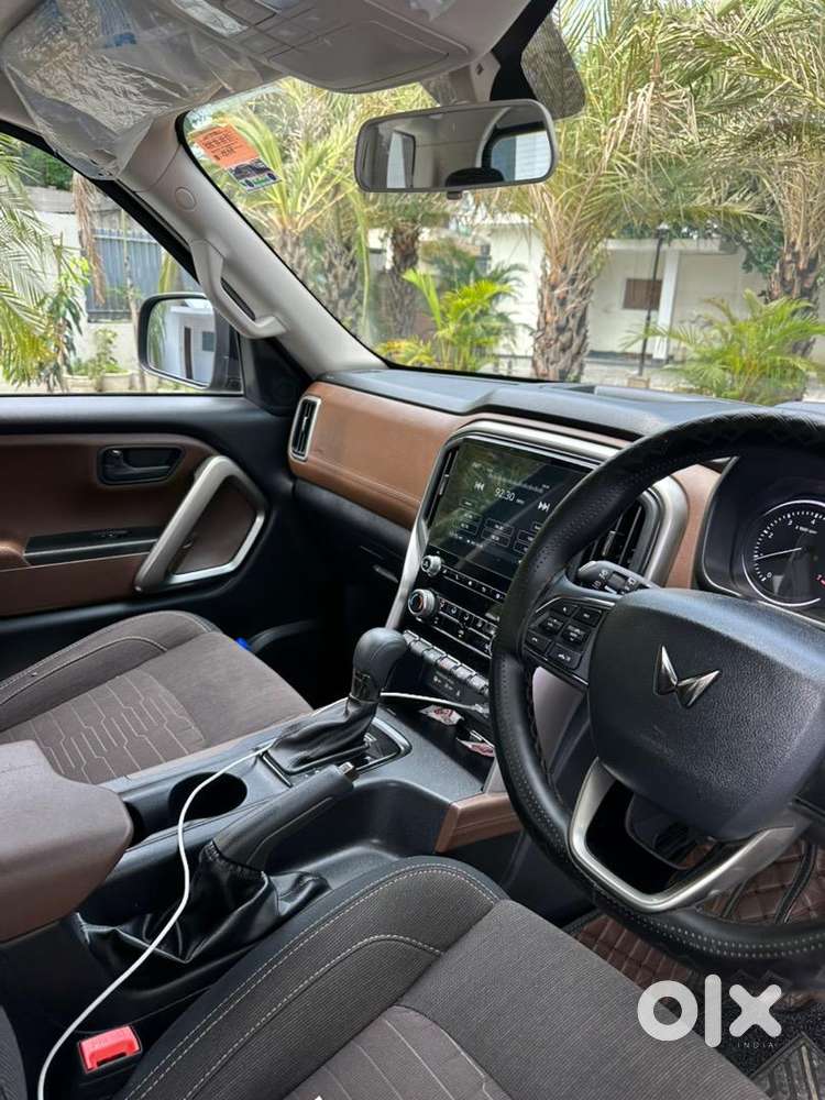 Mahindra Scorpio N Automatic Pb09
