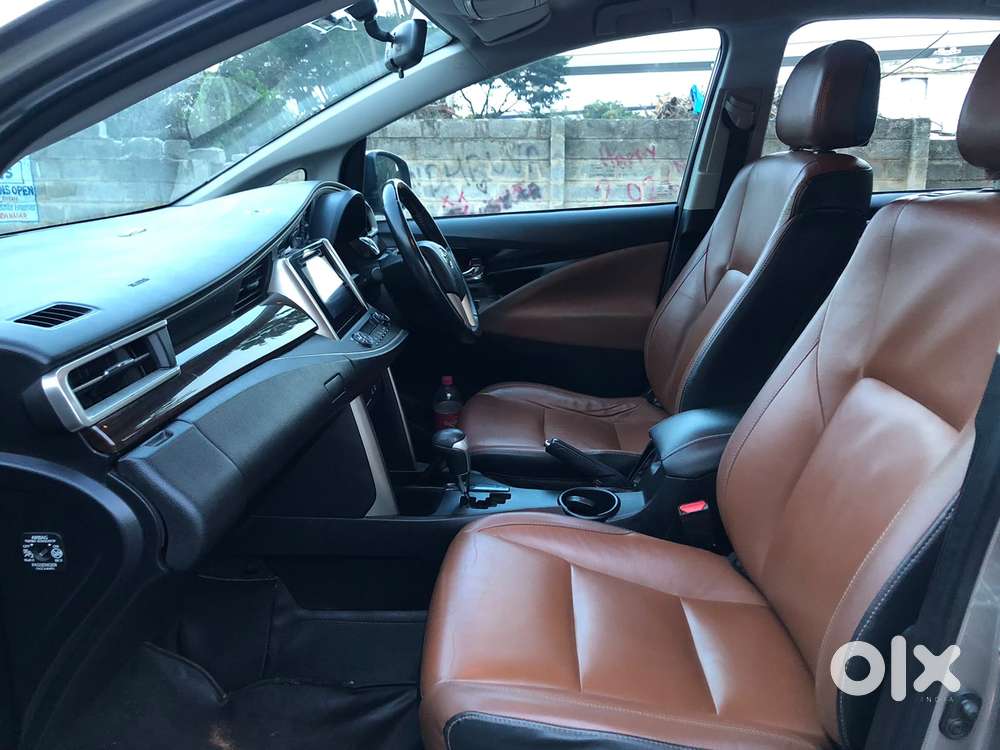 Toyota Innova Crysta 2.8z Automatic, 2016, Diesel