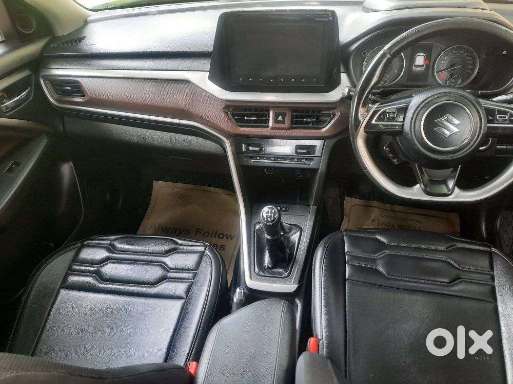 Maruti Suzuki Brezza 1.5 Zxi Smart Hybrid Dual Tone, 2022, Petrol