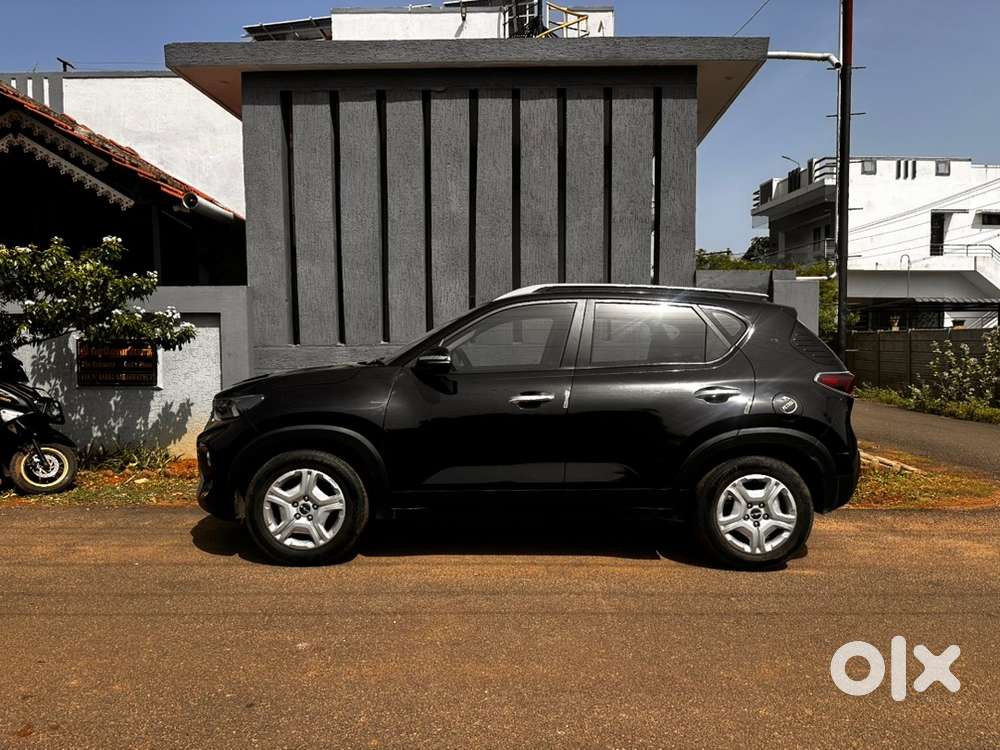 Kia Sonet Petrol 2022