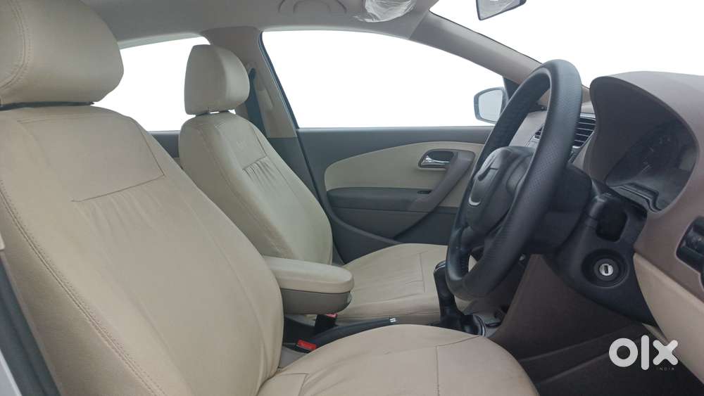 Skoda Rapid 1.6 Mpi Ambition, 2013, Petrol
