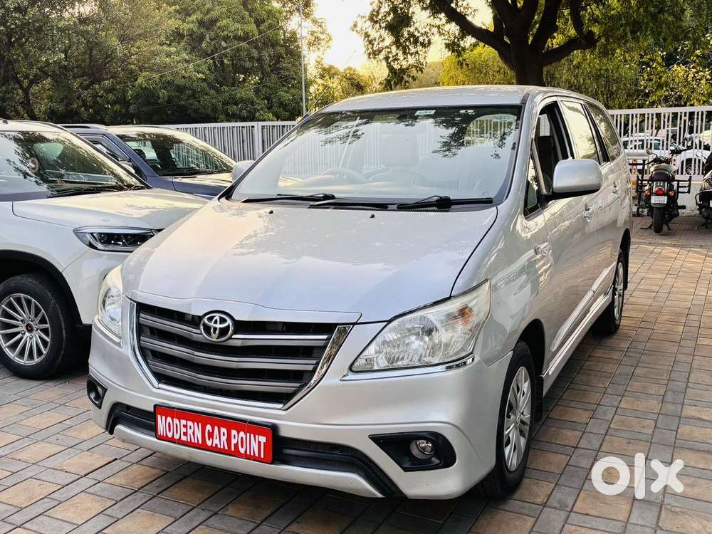 Toyota Innova 2.0 Gx 8 Seater Bs Iv, 2014, Diesel