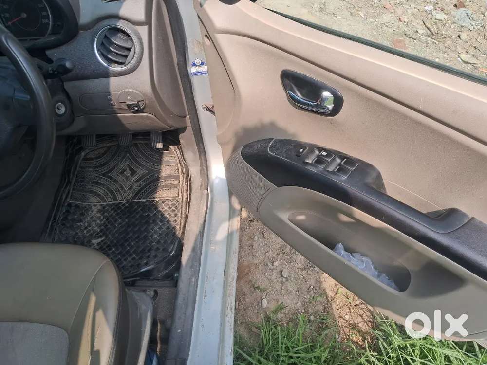 Hyundai I10 Sportz 2013