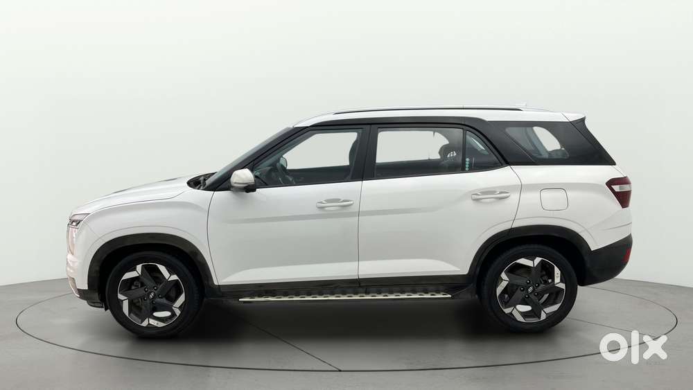 Hyundai Alcazar 2.0 Signature (o) Petrol At 6 Str, 2021, Petrol