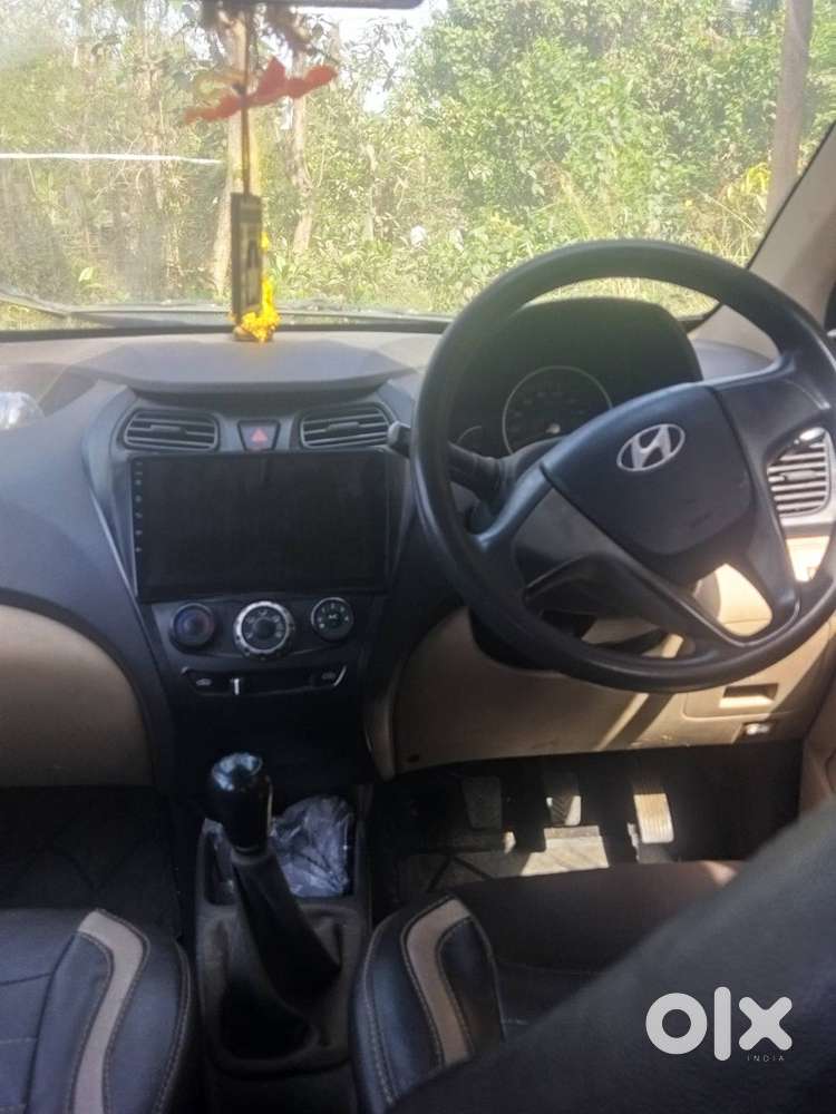 Hyundai Eon Sportz 2013