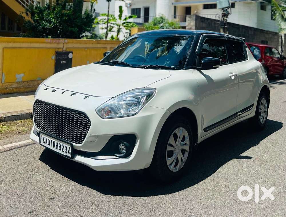 Maruti Suzuki Swift Vxi Optional, 2020, Petrol