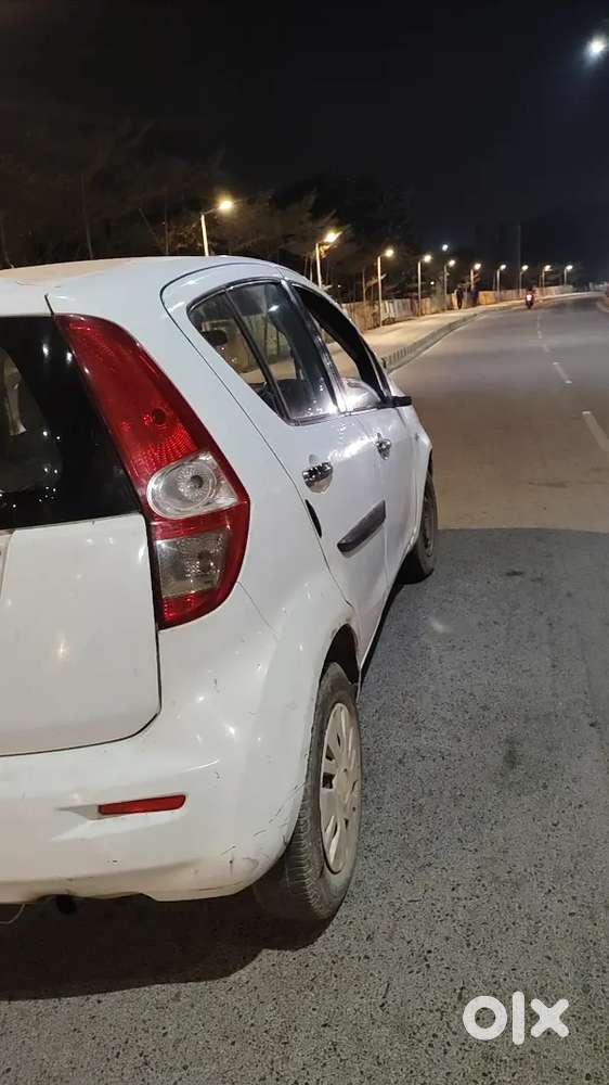 2011 Model Hai Ac Ka Kam Karna Padega 125000 Rs