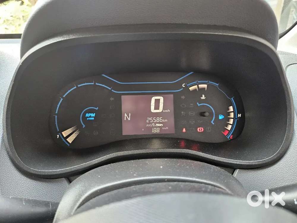 Renault Kwid Automatic Petrol 25526 Km Driven