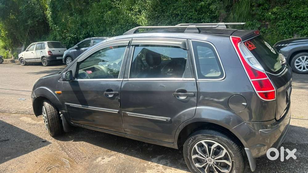 Ford Figo 2011 Manual Petrol