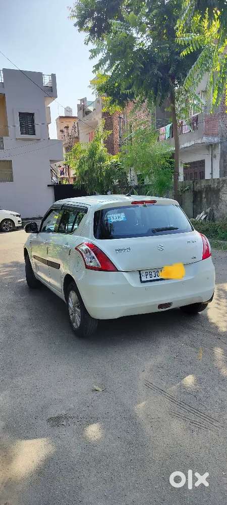 Maruti Suzuki Swift Vvt 2015