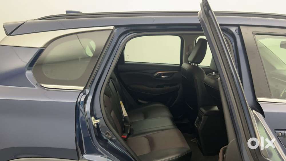 Maruti Suzuki Grand Vitara Alpha Smart Hybrid, 2023, Petrol