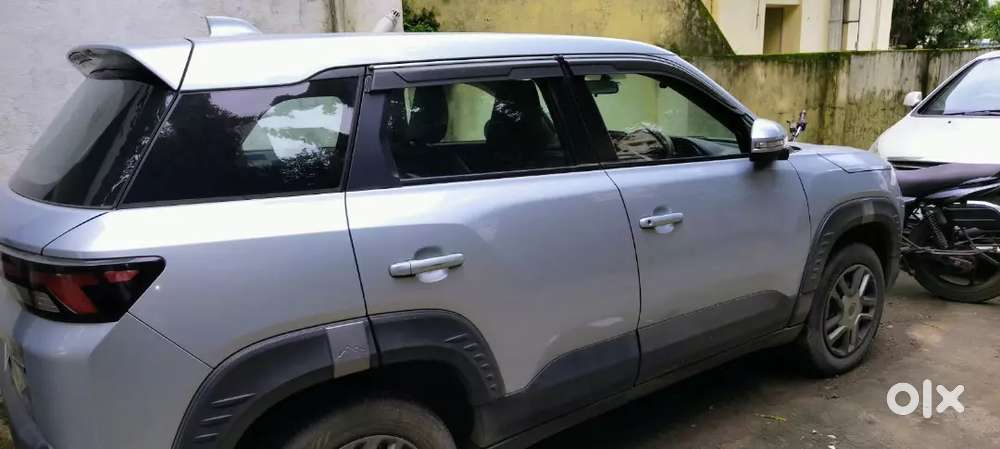 Maruti Suzuki Brezza Lxi 2022