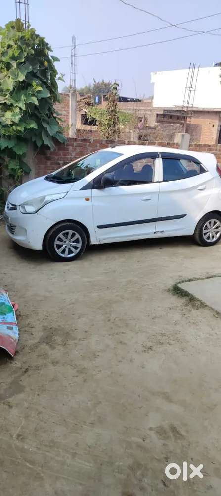 Hyundai Eon 2013 Lpg 130000 Km Driven