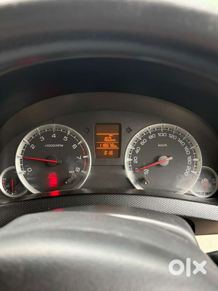 Maruti Suzuki Swift Dzire 2013