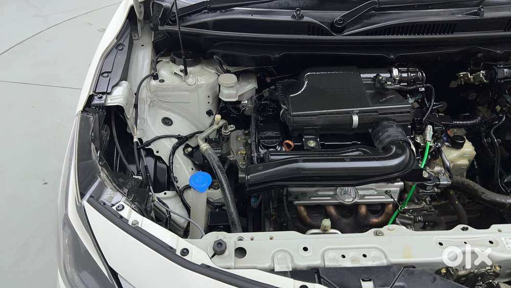 Toyota Glanza 1.2 V Amt, 2022, Petrol
