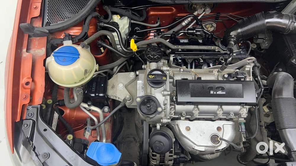 Volkswagen Polo Petrol Comfortline 1.2l, 2015, Petrol