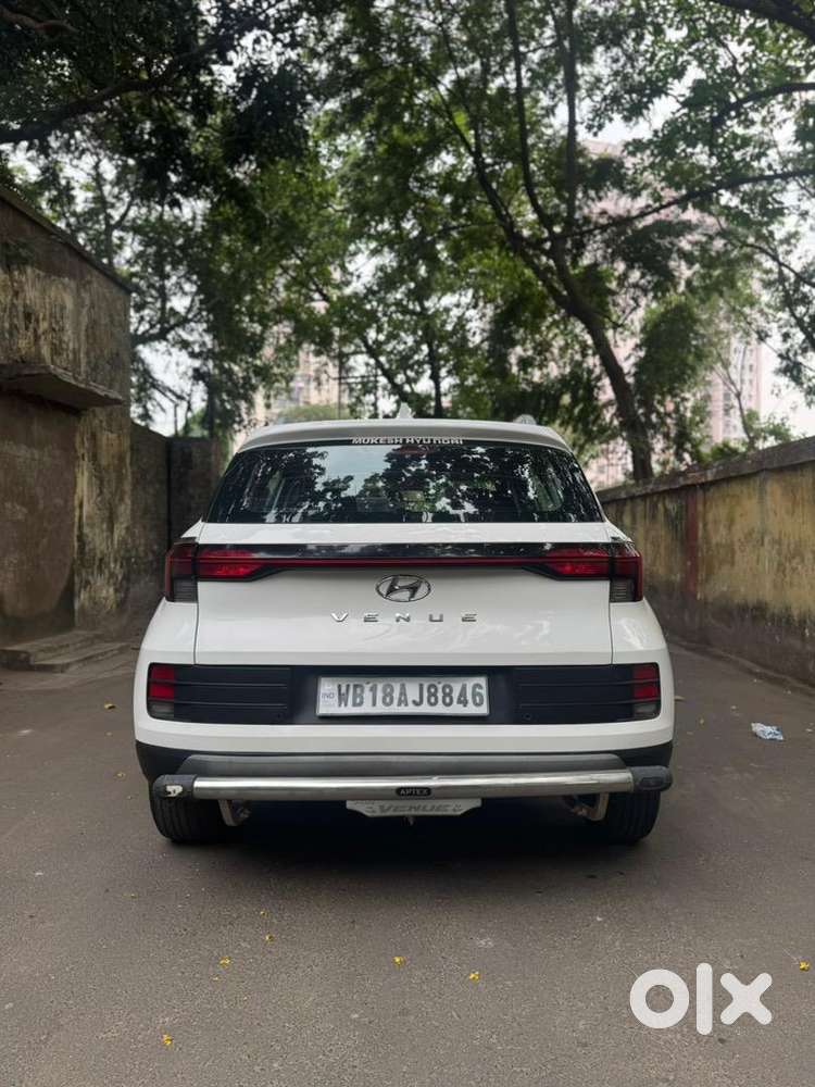 Hyundai Venue 2023 Petrol Good Condition