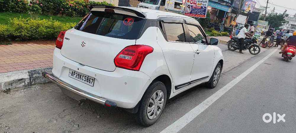 Maruti Suzuki Swift Vxi 2021 Petrol 80000 Km Driven