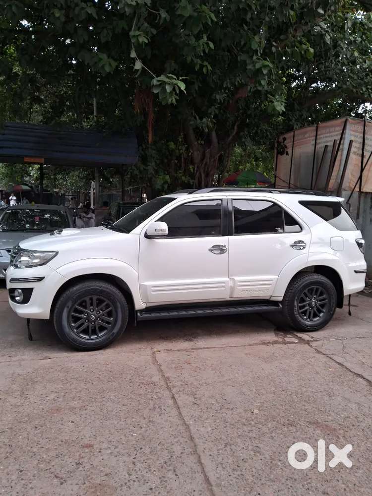 Toyota Fortuner 2016 Showroom Condition