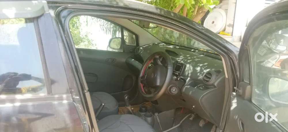 Chevrolet Beat 2010 Petrol