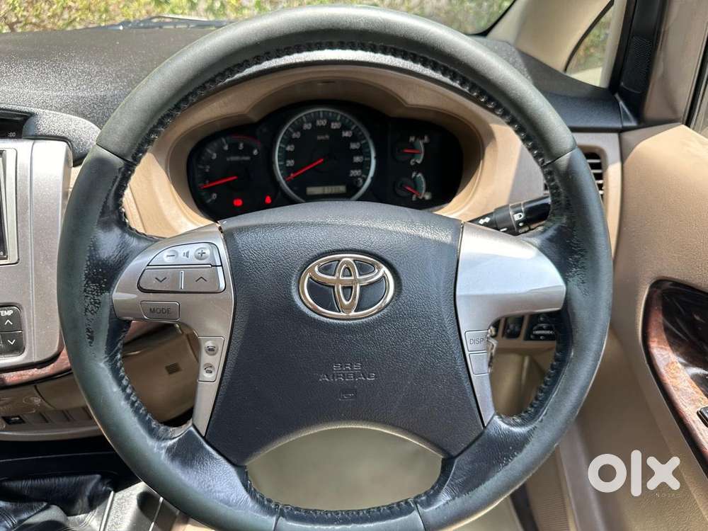 Toyota Innova 2.5 V 7 Str, 2015, Diesel