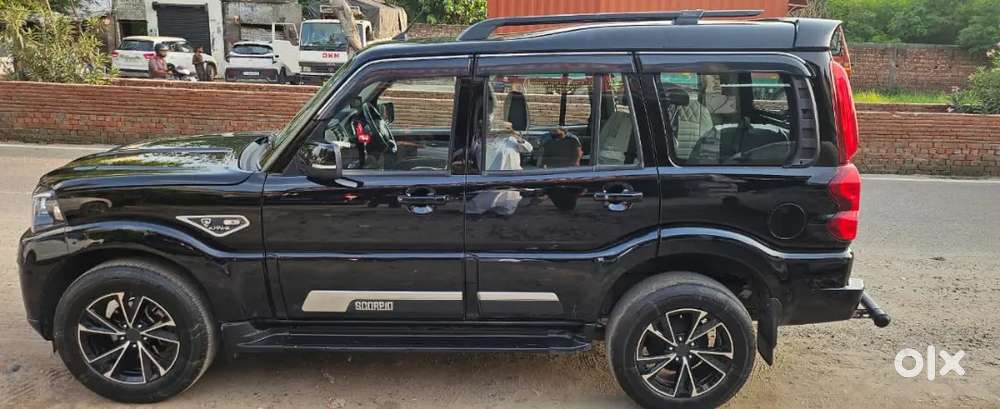 Mahindra Scorpio Classic 2025
