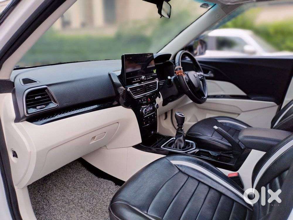 Mahindra Xuv 3xo Ax5 Ds Mt, 2024, Diesel