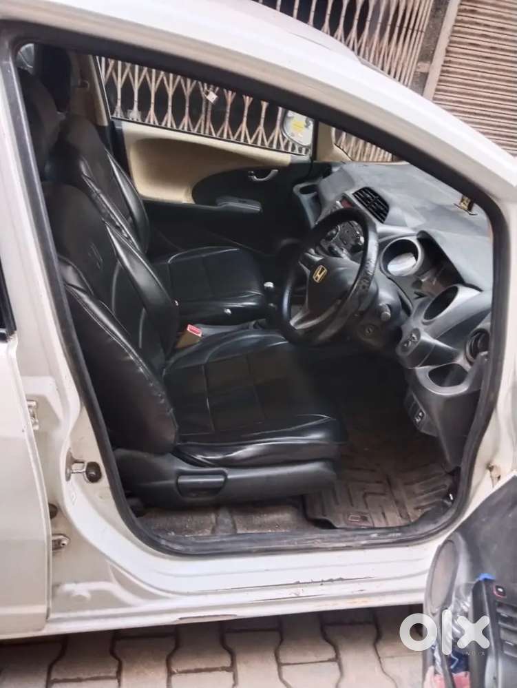 Honda Jazz 2012 Petrol Well Maintained