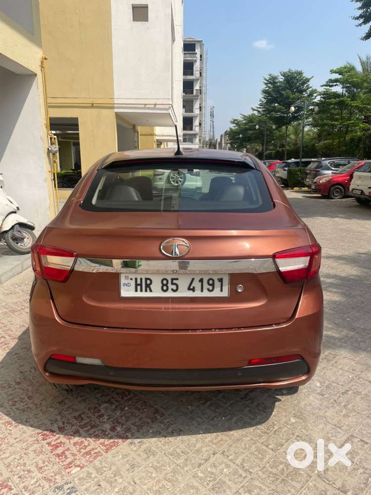 Tata Tigor Petrol 2017