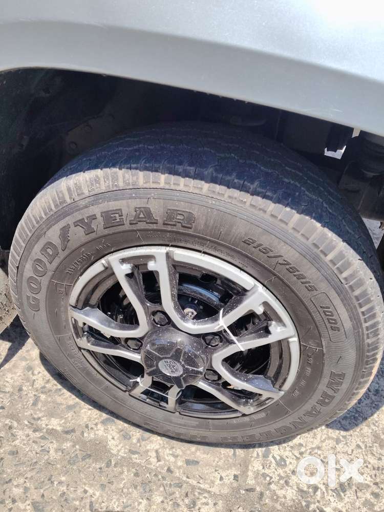 Mahindra Tuv 300 T4, 2017, Diesel