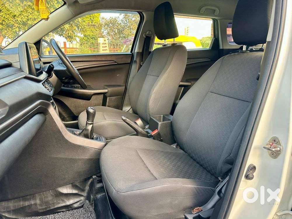 Maruti Suzuki Brezza 1.5 Vxi Smart Hybrid, 2022, Petrol
