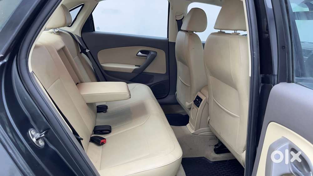 Volkswagen Vento 1.2 Tsi Highline At, 2017, Petrol
