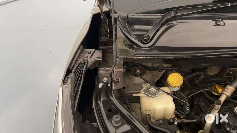 Nissan Magnite 1.0 Xv, 2021, Petrol