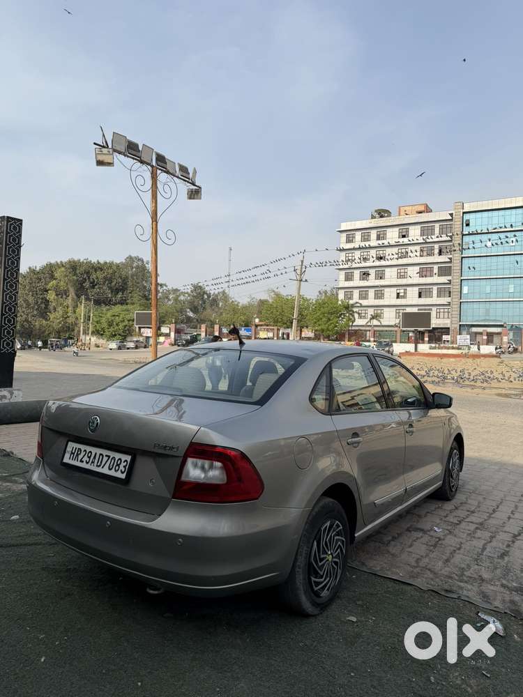 Skoda Rapid, 2013, Petrol