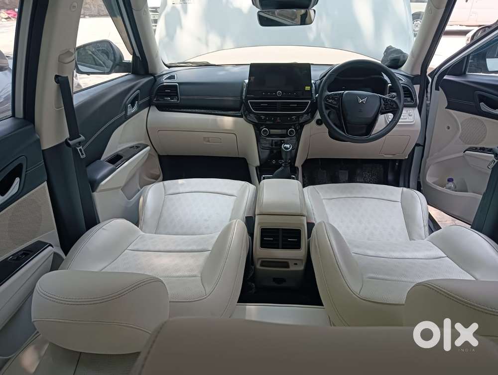 Mahindra Xuv 3xo Ax7l Diesel Mt, 2025, Diesel