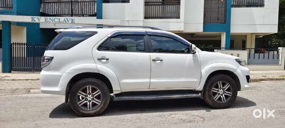 Toyota Fortuner 3.0 2014