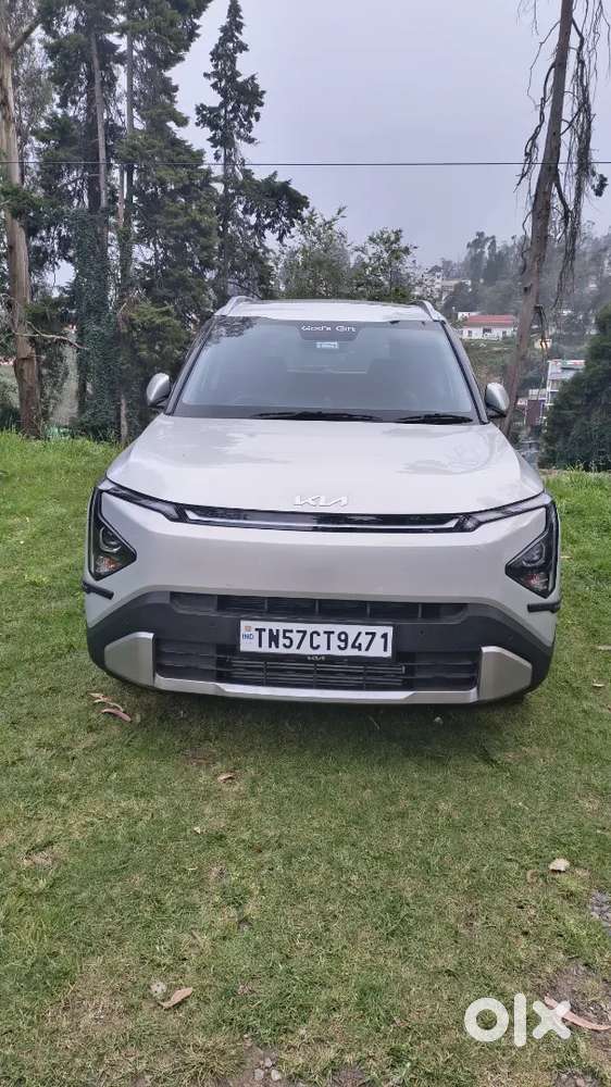 Kia Carens Clavis 2025