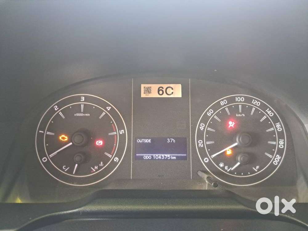 Toyota Innova Crysta 2.4 Gx Mt, 2020