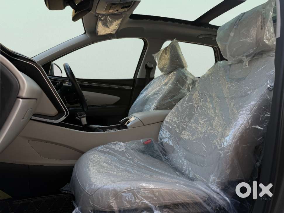 Hyundai Tucson 2.0 Signature Petrol At, 2022, Petrol