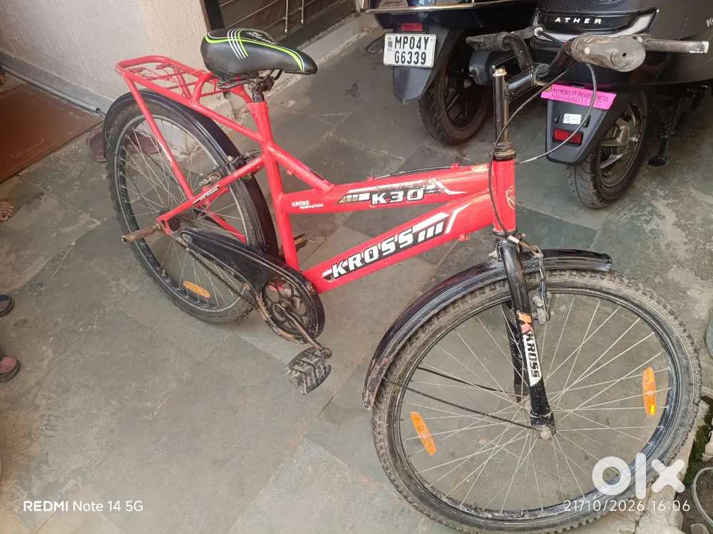KROSS cycle for 8yr+ kids in working conditions and good tyres